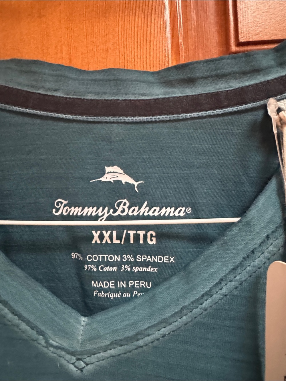 NWT Tommy Bahama Cirrus Coastal V neck - summer night XXL - Picture 4 of 5
